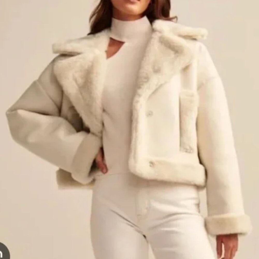 Abercrombie & Fitch Oversized Short Sherpa Lined Vegan Leather Coat